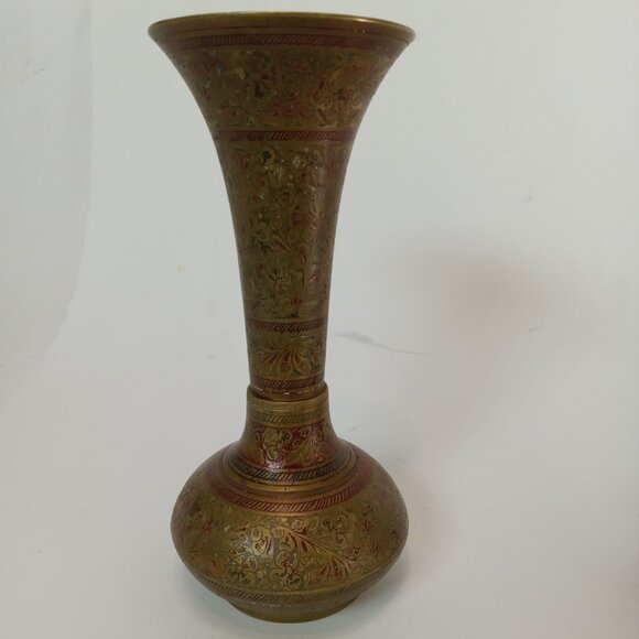 Vintage Pair Hand Painted Floral Leaf Etched India Brass Vases 9” Antique - Picture 8 of 10